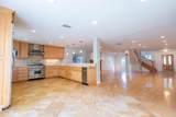 4539 Mammoth Avenue - Photo 10
