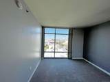 425 W Beech St - Photo 27