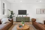 6051 Tujunga Avenue - Photo 15