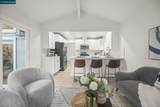 222 222 Donegal Way - Photo 8