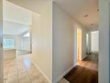 574 Island View Circle - Photo 4