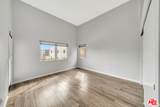 11124 Burbank Boulevard - Photo 18