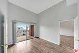 11124 Burbank Boulevard - Photo 30