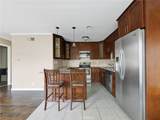 18547 Collins Street - Photo 8