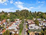2550 Pleasant St - Photo 18