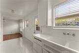 425 Venice - Photo 8