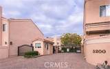 5200 White Oak Avenue - Photo 1
