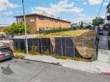 2113 Court Street - Photo 15