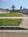 572 West - Photo 4