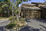 21 Royston Walk - Photo 2