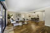 21 Royston Walk - Photo 6
