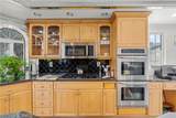 11337 Hayvenhurst - Photo 28