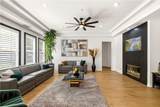 2033 Waterside Circle - Photo 9