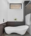 703 Lucia - Photo 16