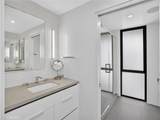 703 Lucia - Photo 19