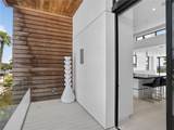 703 Lucia - Photo 30