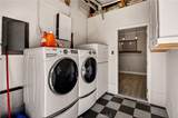 6 Mayfair - Photo 32
