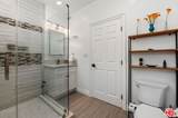1568 Point View Street - Photo 18