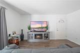 10331 Lindley - Photo 5