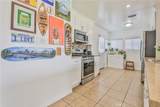 1404 Michelson - Photo 17