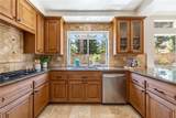5515 Bluebrook - Photo 15