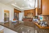 5515 Bluebrook - Photo 16