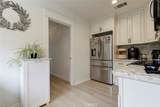 466 Vine - Photo 14
