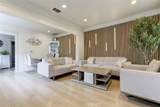 466 Vine - Photo 4