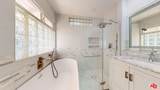 19022 Sylvan Street - Photo 26