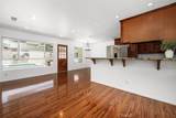1238 Studebaker - Photo 8