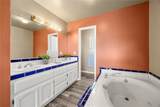 1835 Chateau - Photo 21