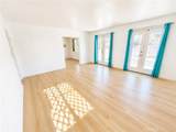 5605 Oasis - Photo 18