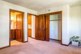 24537 Peachland Avenue - Photo 30