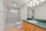 9755 Noble Ave - Photo 23