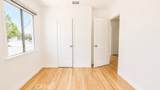 4132 W Toluca Lake Ave - Photo 11