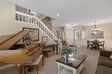 305 Saint Thomas - Photo 3
