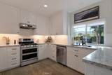 305 Saint Thomas - Photo 4