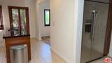 118 La Peer Drive - Photo 12