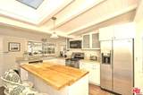 2323 Grand Canal - Photo 8