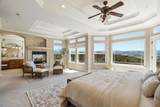18600 Castle Ridge Drive - Photo 35