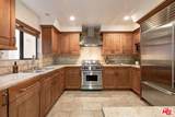 1427 Bentley Avenue - Photo 3