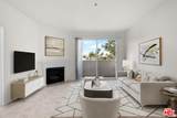 620 Gramercy Place - Photo 1
