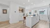633 S Lyon St - Photo 9