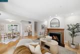211 Kingston Way - Photo 1