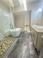 2738 La Salle Pointe - Photo 17