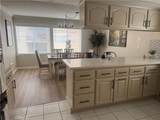 818 Averill - Photo 5