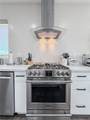 946 Warwick - Photo 26
