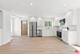 20210 Gault Street - Photo 5