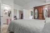 1045 Forest Way - Photo 15