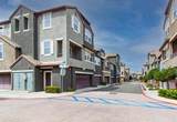 1819 Clare Ln - Photo 4